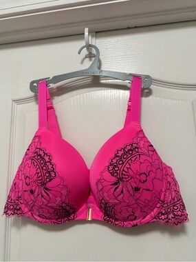 Lane Bryant Cacique Front close boost plunge bra size 40D